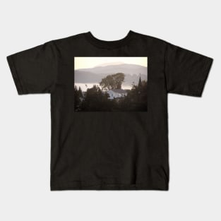 foggy sunrise over the Columbia River 4 Kids T-Shirt